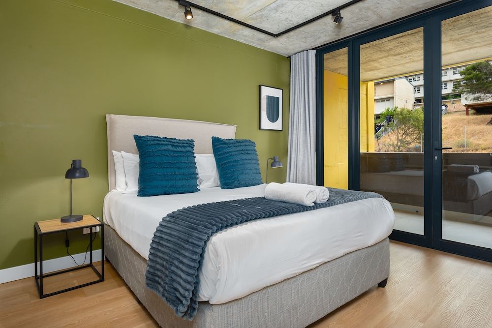 undefined FortyOnL 608 6