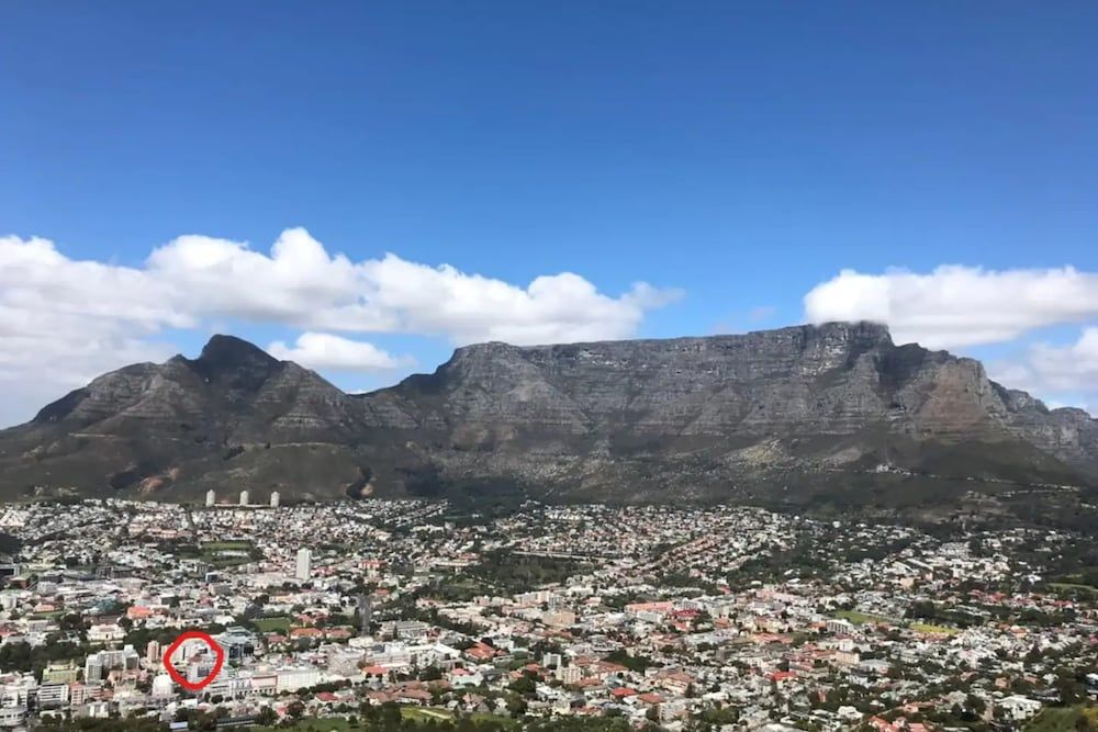 Centrally Located 2 Bedroom Apartment in Cape Town Basic Apartment, Multiple Beds 12