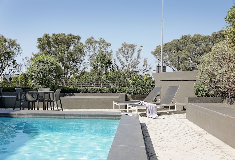 undefined Warwick Mansions 5 3