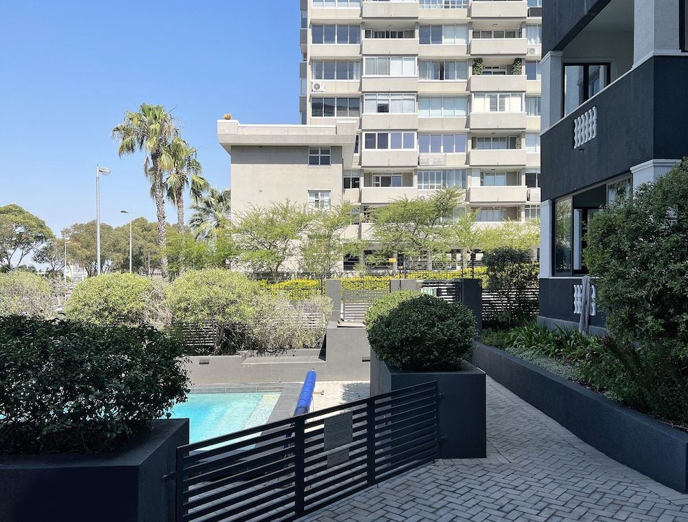 undefined Warwick Mansions 5 5