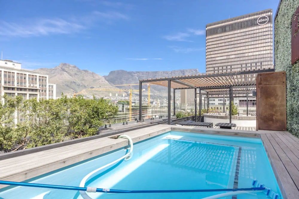 undefined Beautiful 1 Bedroom Apartment in Cape Town 4