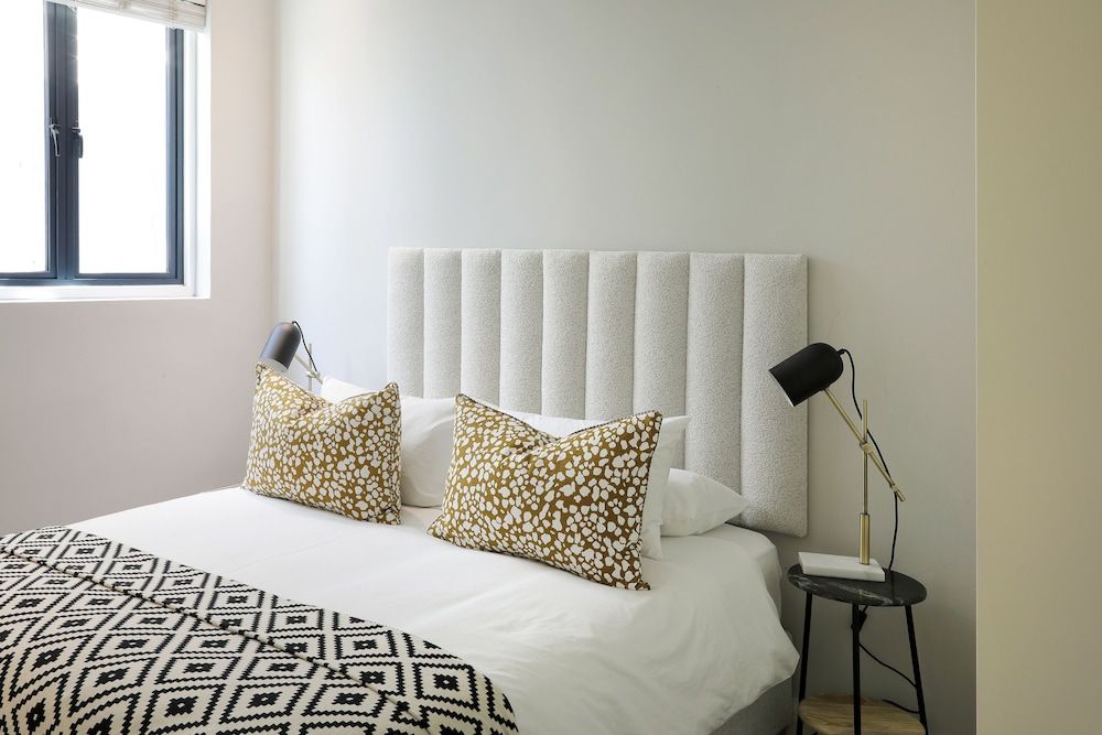 Warwick Mansions 1 Classic Apartment 4