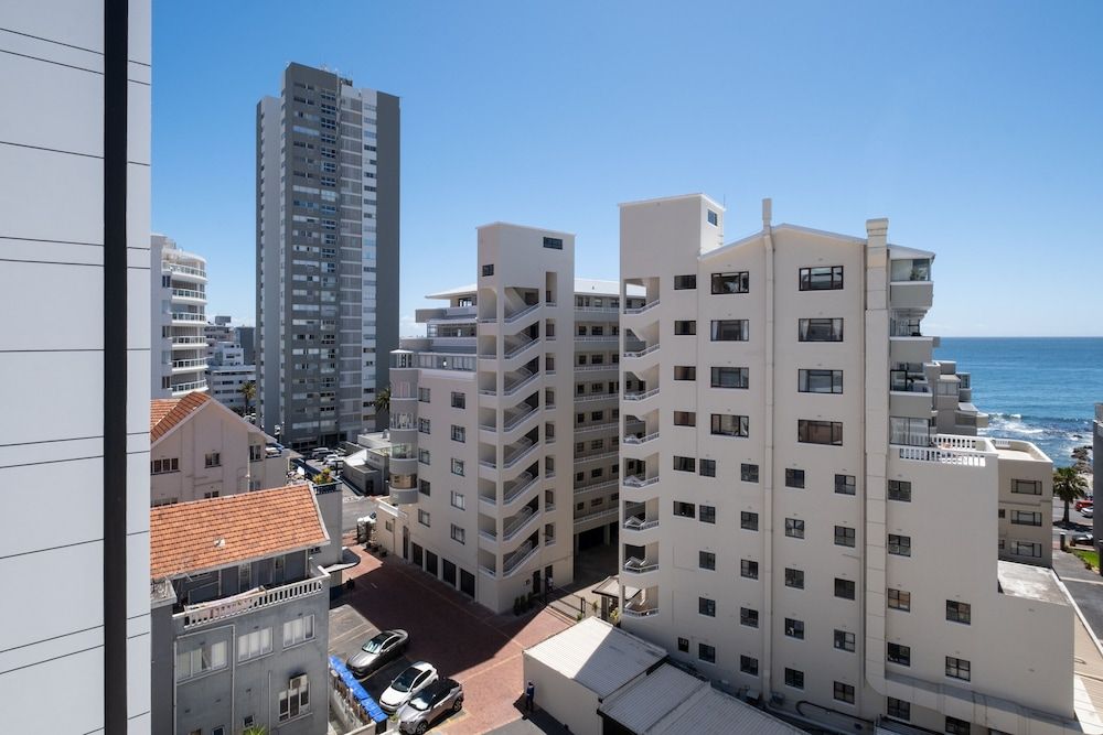 undefined The Flamingo by Perch Stays 7