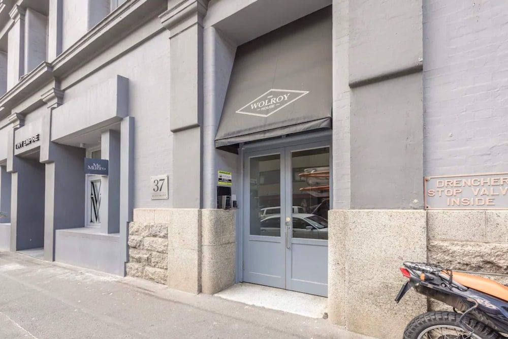 undefined Modern Minimalism 2 Bedroom Apartment Near the Castle of Good Hope