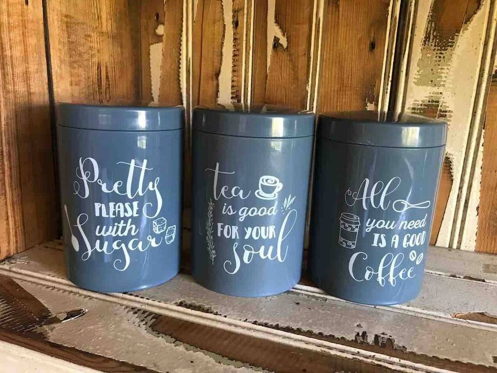 Room-living In Camps Bay Blue Room, 1 Bedroom, Balcony, Garden View 14