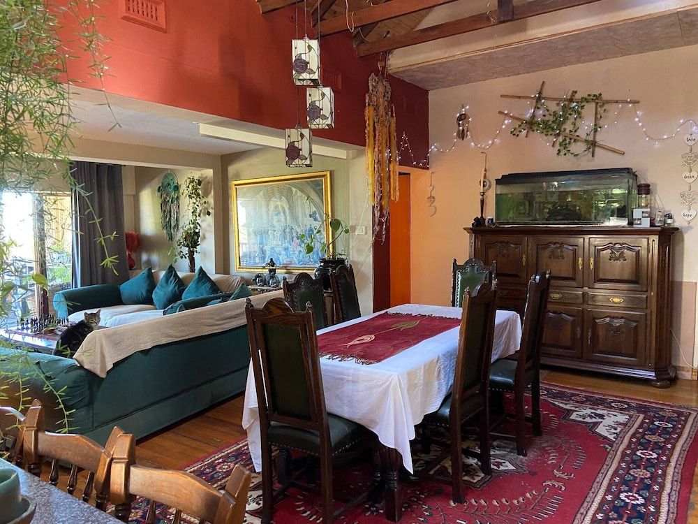 Room-living In Camps Bay Blue Room, 1 Bedroom, Balcony, Garden View 9