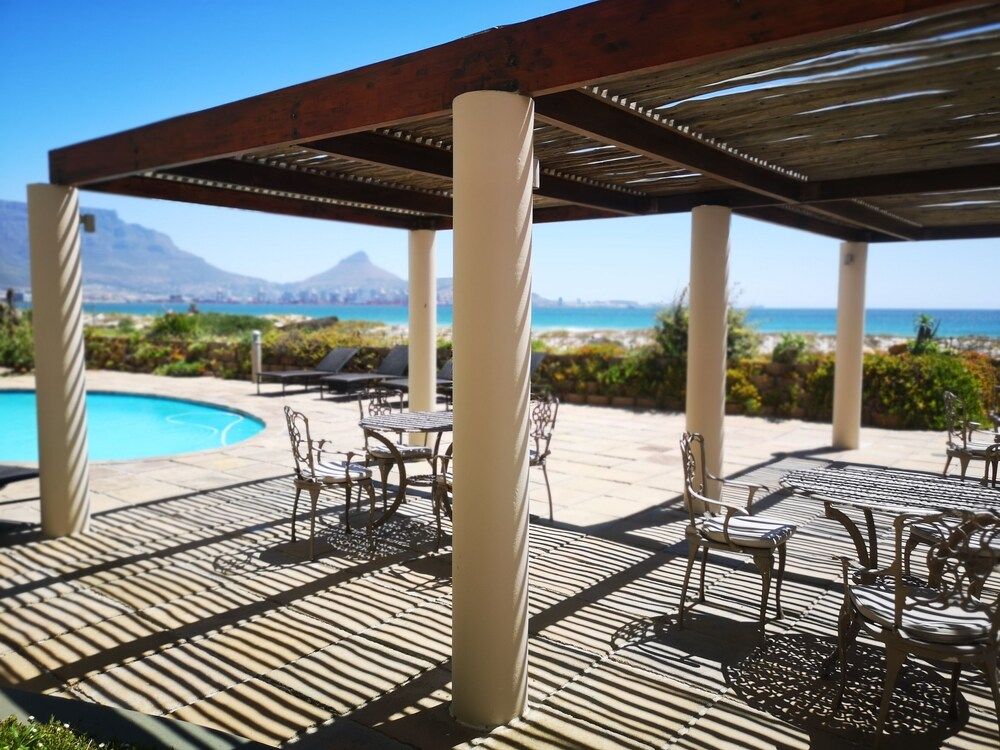 undefined Family Cape Town Beachfront Apartment 9