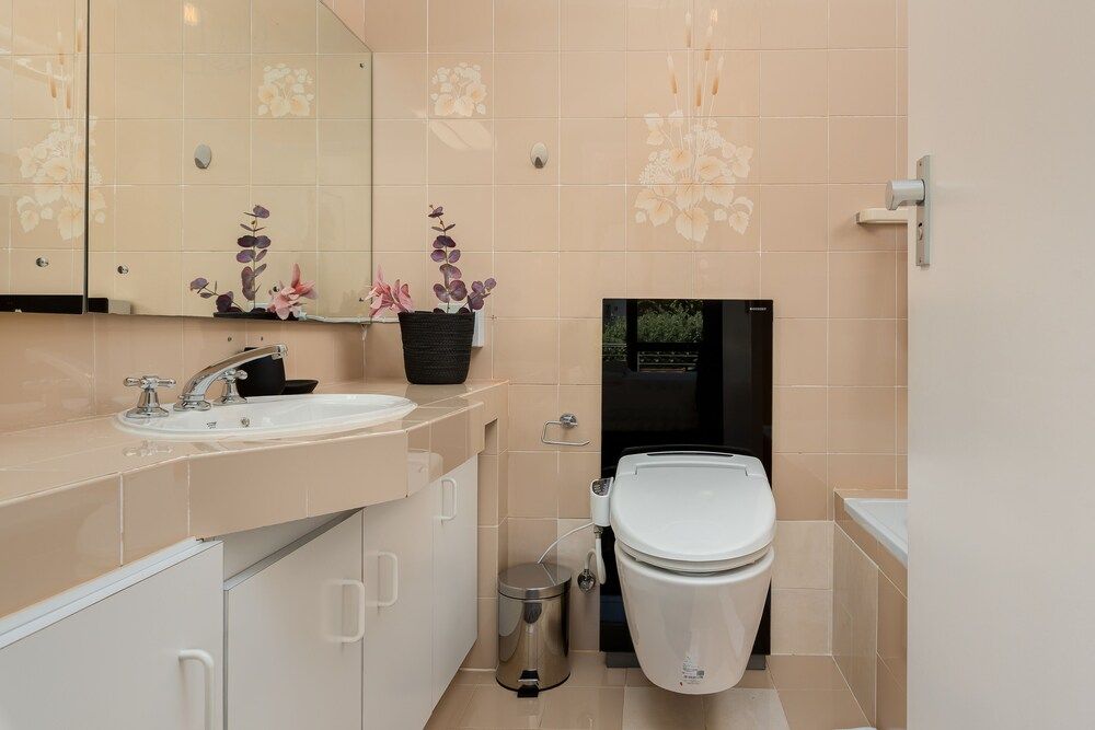 Alexander Road 7B Design Apartment 25