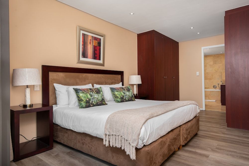 undefined Fountain Suites 1103 7