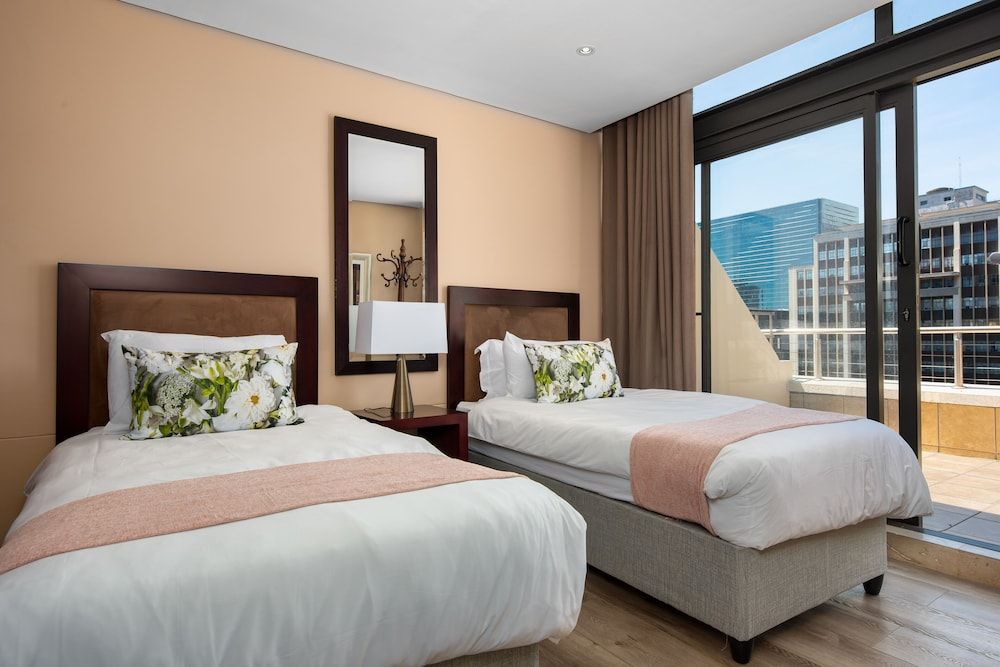 undefined Fountain Suites 1103 2