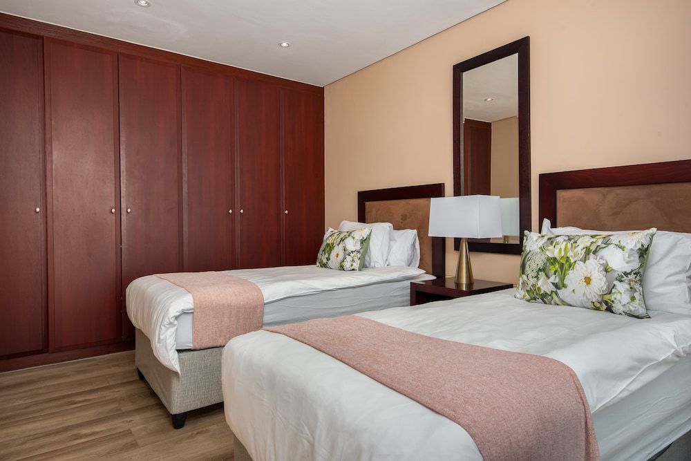 undefined Fountain Suites 1103 4