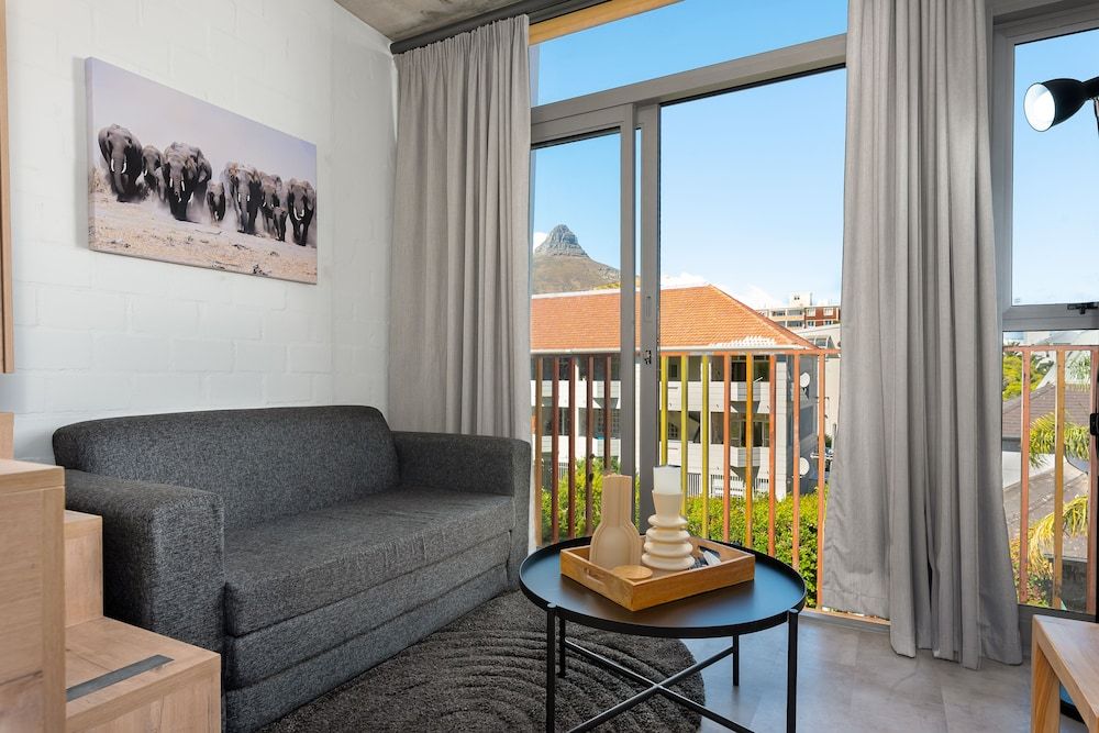 undefined Six on N 311 2