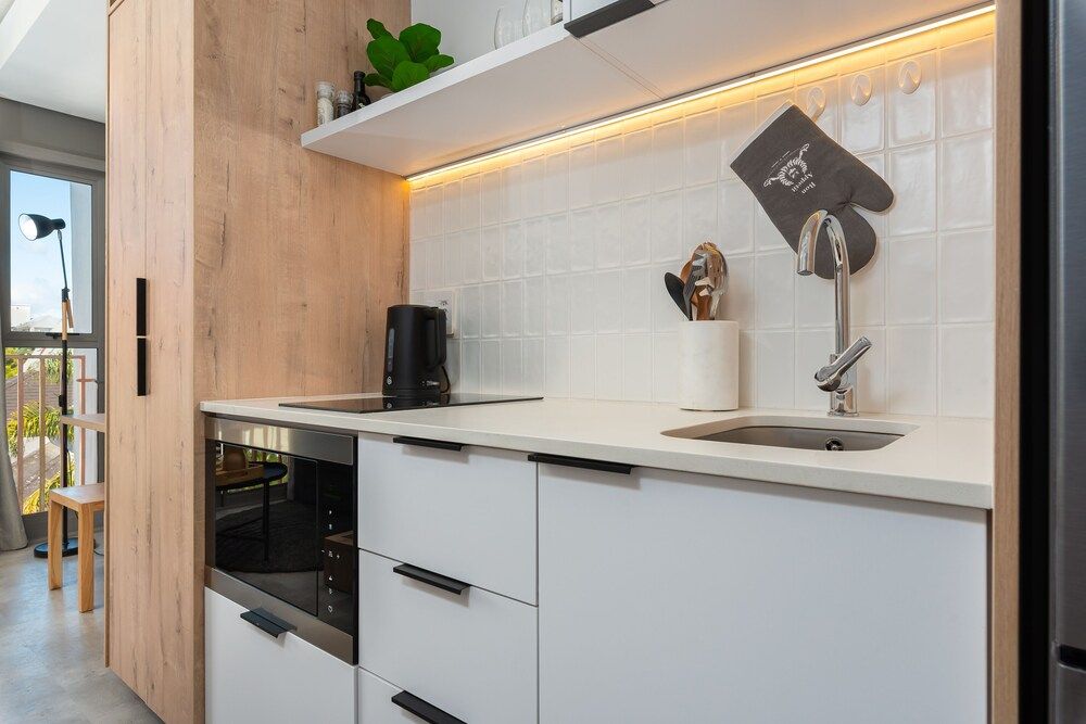 undefined Six on N 311 8