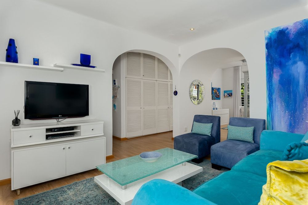 Stunning Grecian Apartment with Spectacular Views Comfort Apartment 14