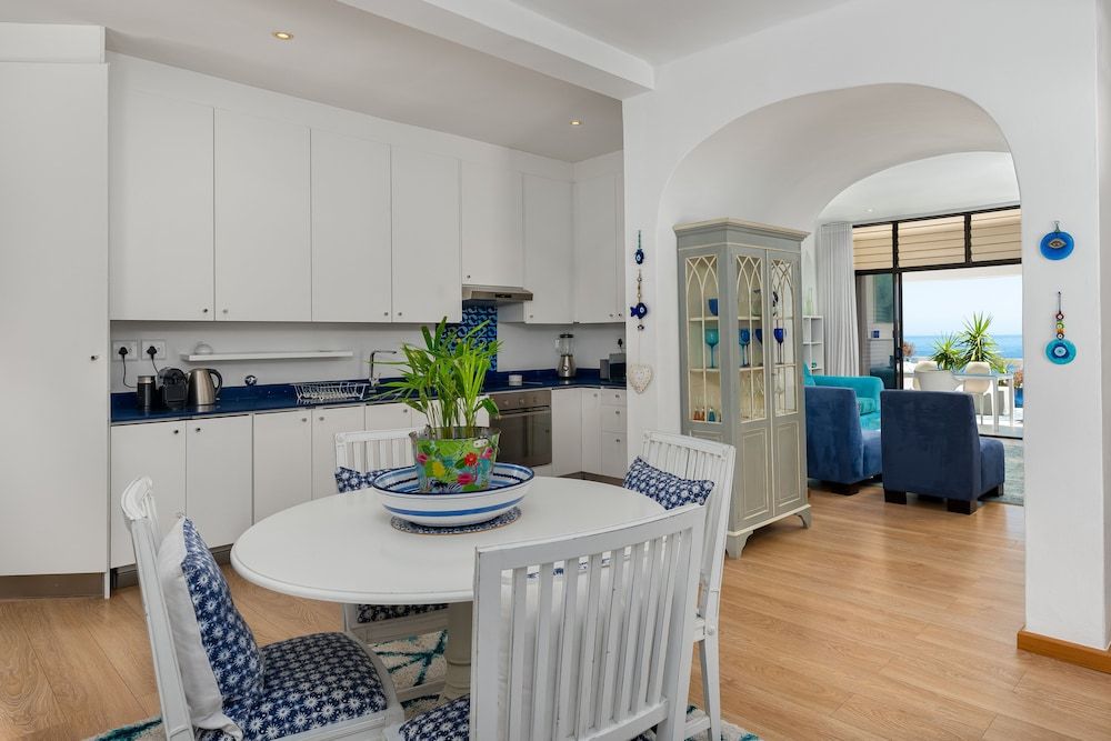 Stunning Grecian Apartment with Spectacular Views Comfort Apartment 11