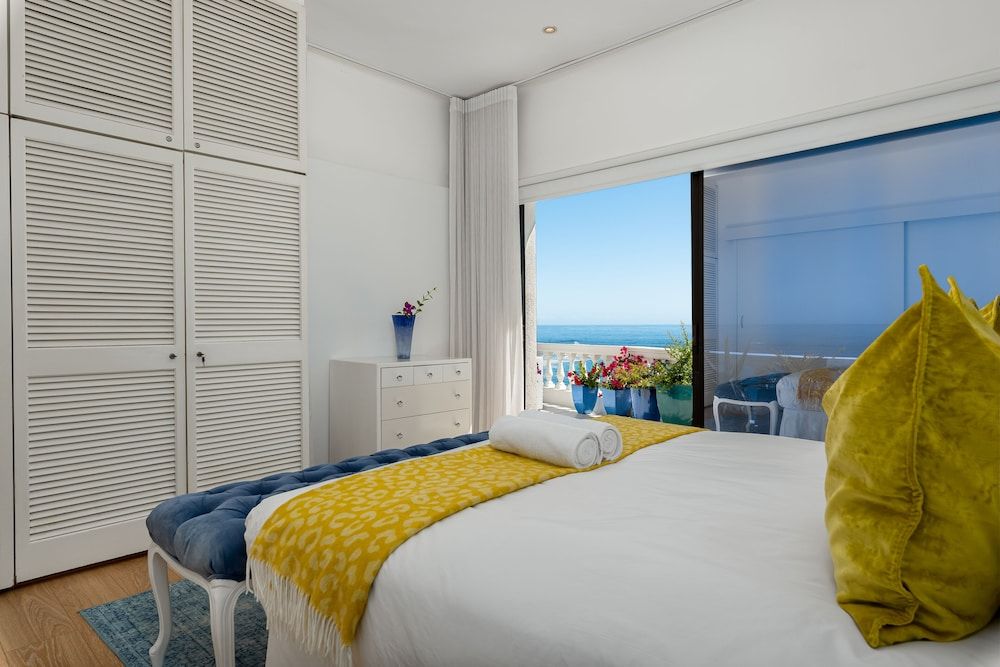 undefined Stunning Grecian Apartment with Spectacular Views 8