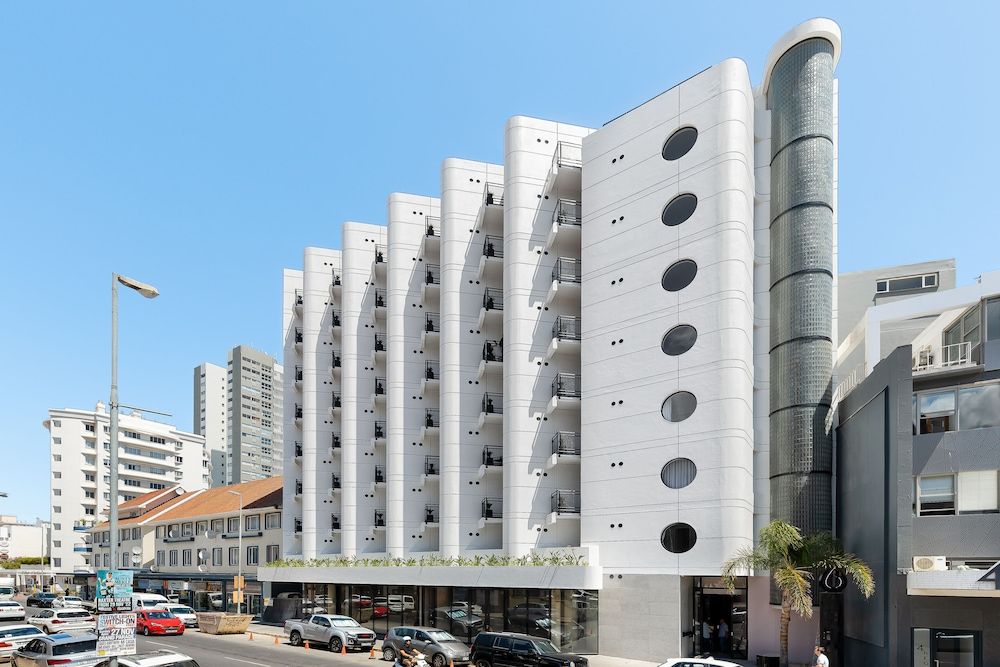 undefined The Flamingo 408 2