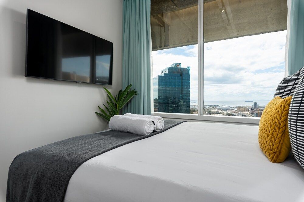 One Thibault 1817 Classic Studio 12