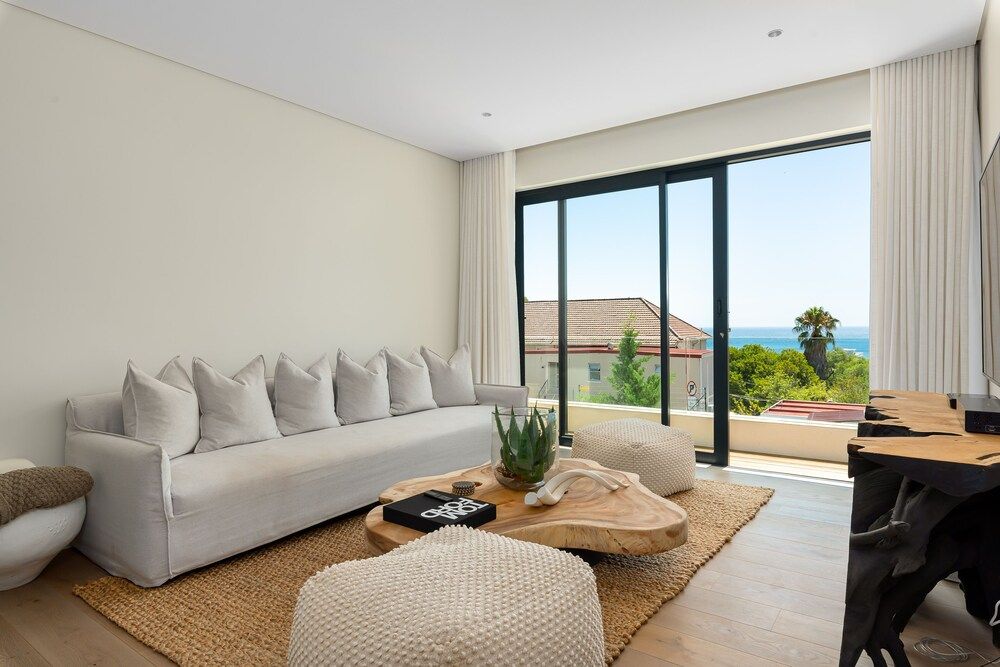 The Marlo 001 Luxury Apartment 13