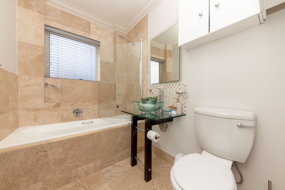 Century on Lake A8 Deluxe Apartment 29