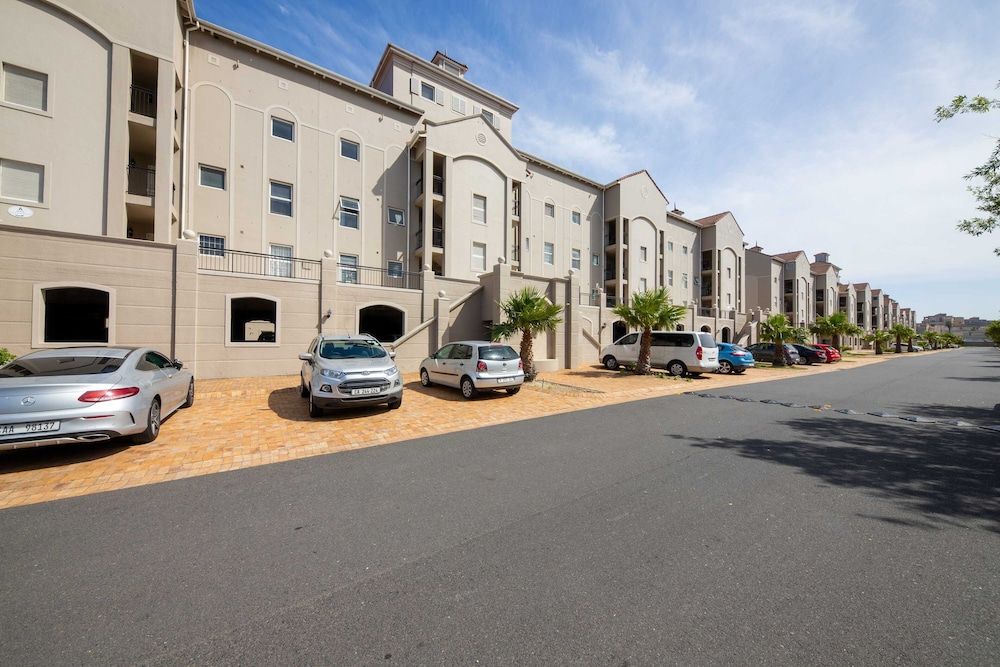 undefined Century on Lake A8 2