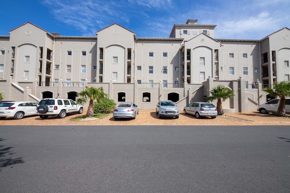 undefined Century on Lake A8