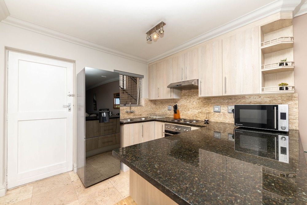 Century on Lake A8 Deluxe Apartment 21