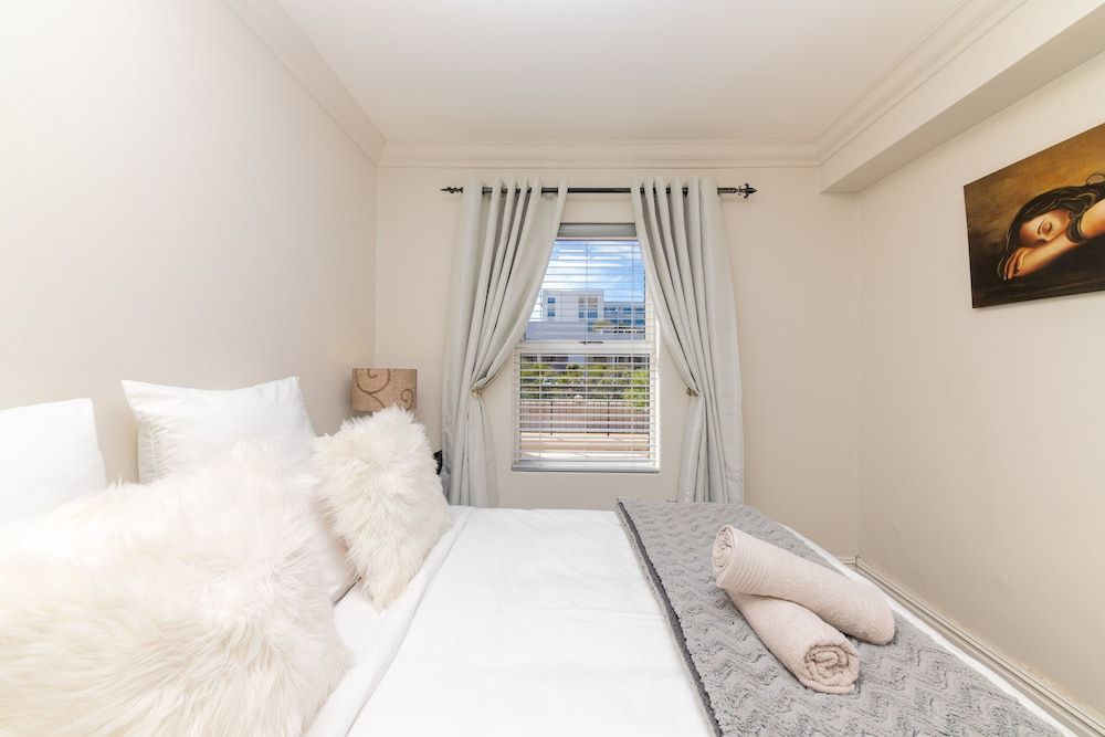 undefined Century on Lake A8 7