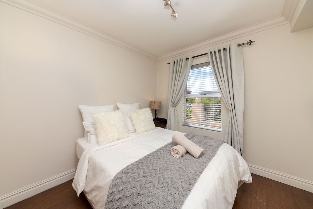 undefined Century on Lake A8 6