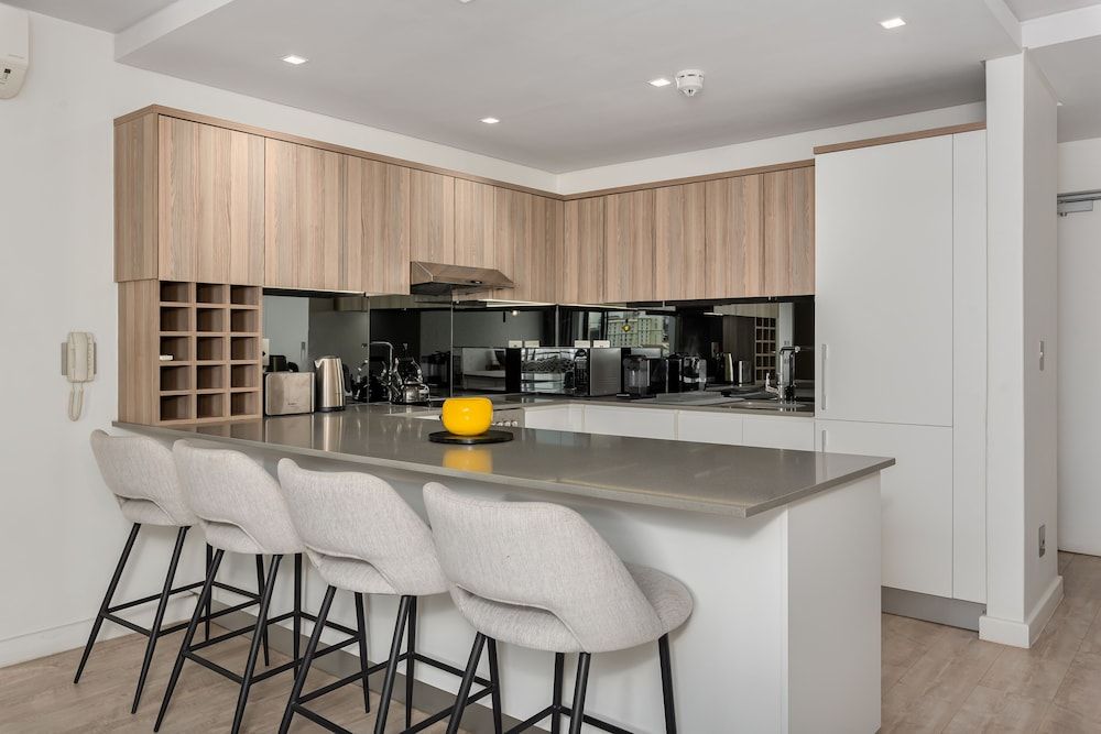 Greenwich 704 Classic Apartment 12