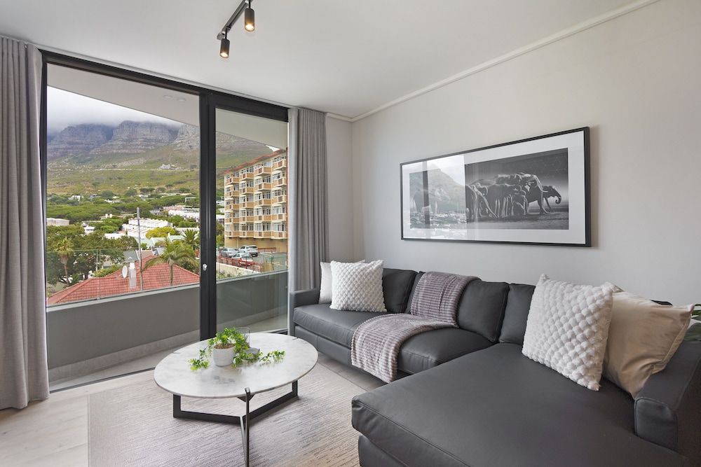 The Cedar Unit 204 Apartment (1 Bedroom) 9