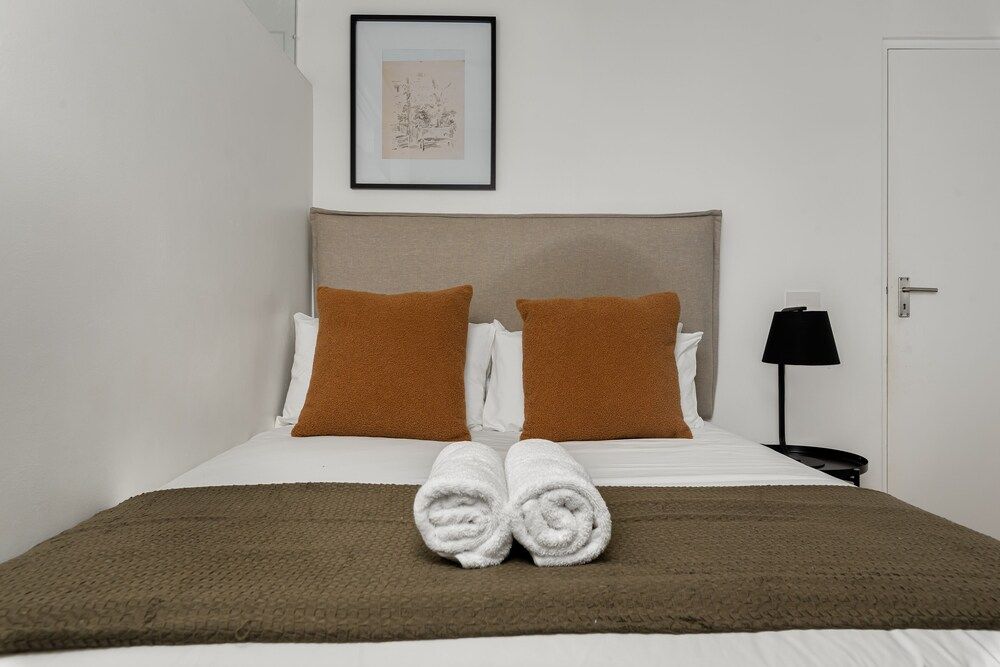 undefined FortyOnL 707 8