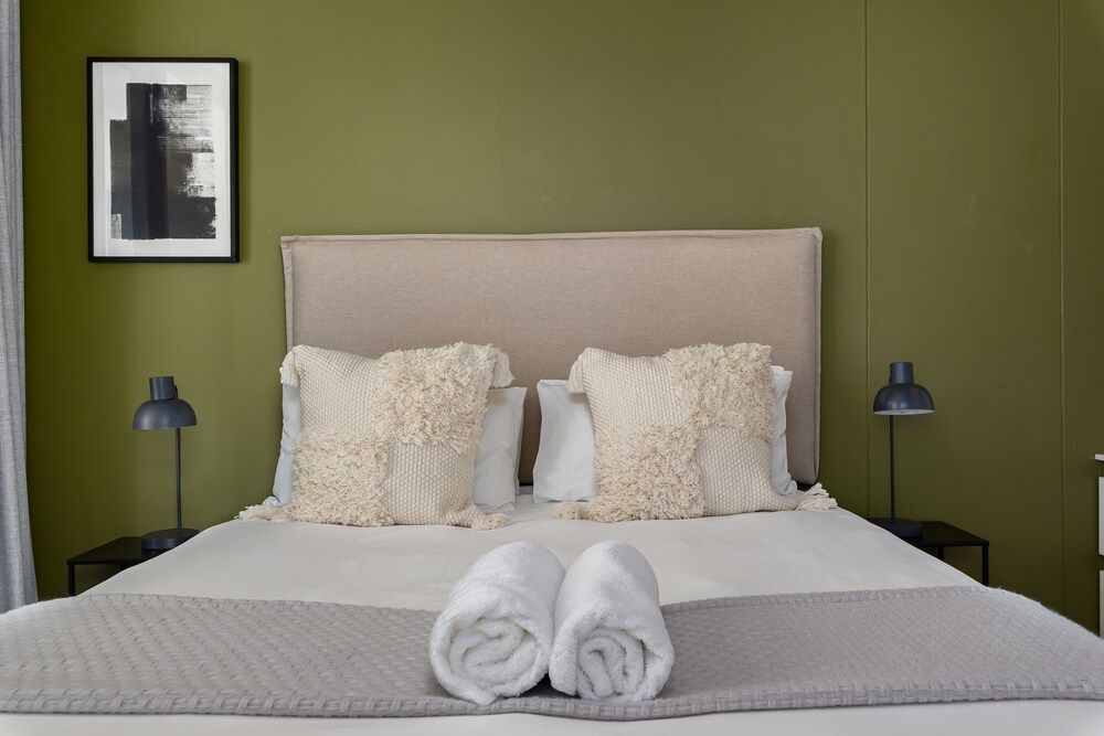 undefined FortyOnL 707 10