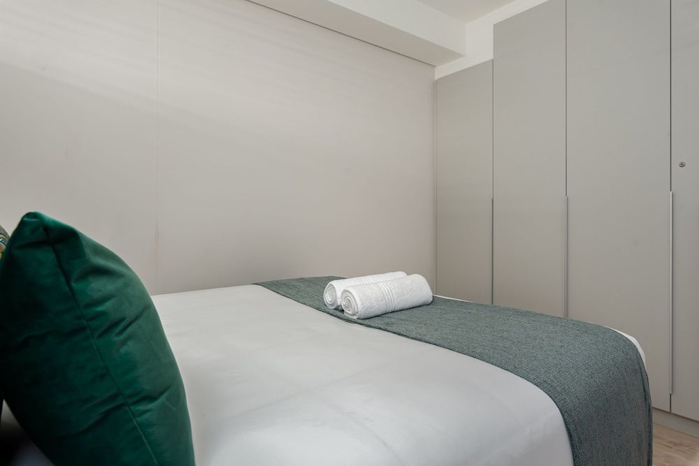 undefined Burmeister on Park 007 7