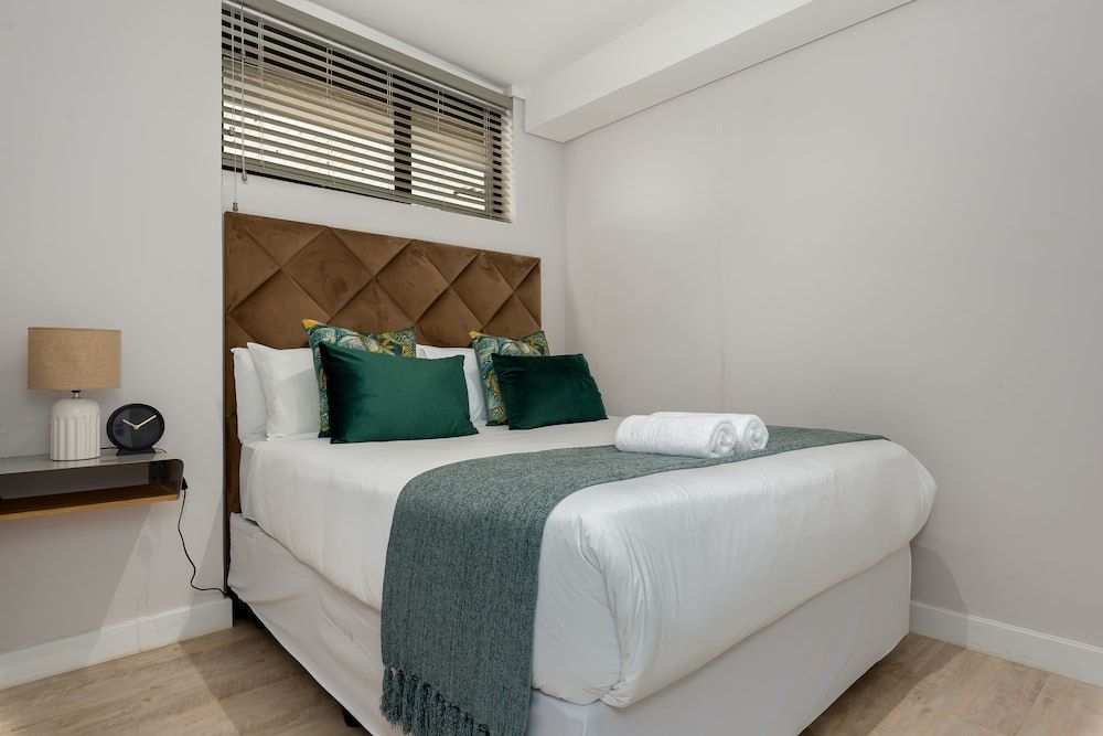 undefined Burmeister on Park 007 5