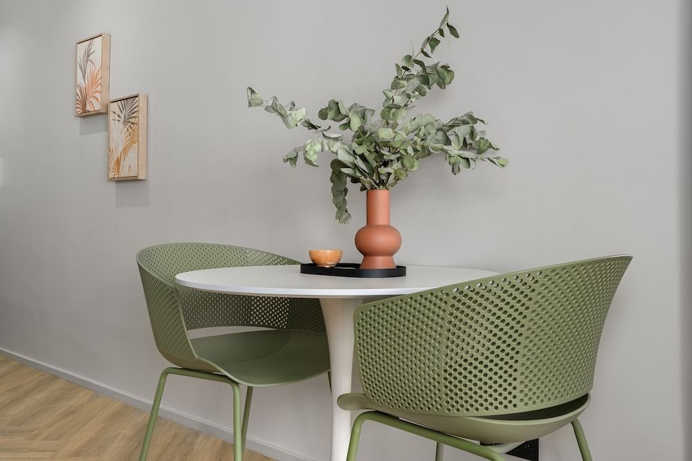 undefined One Thibault 1910 6