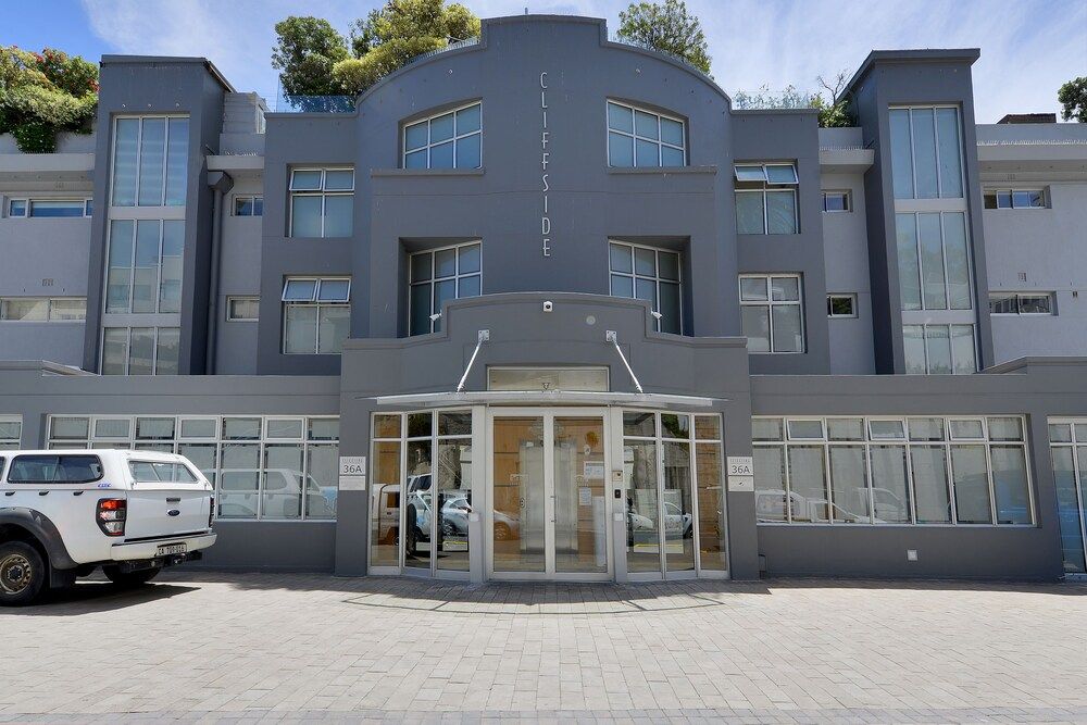 undefined Cliffside 401