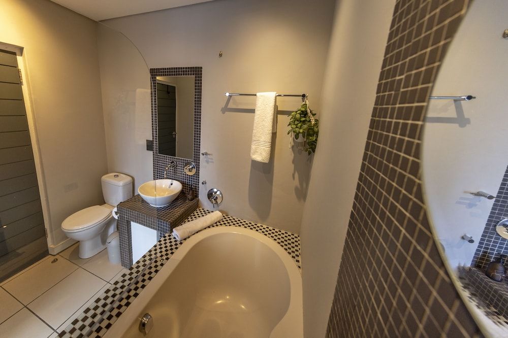 The Decks 1108 City Apartment 10