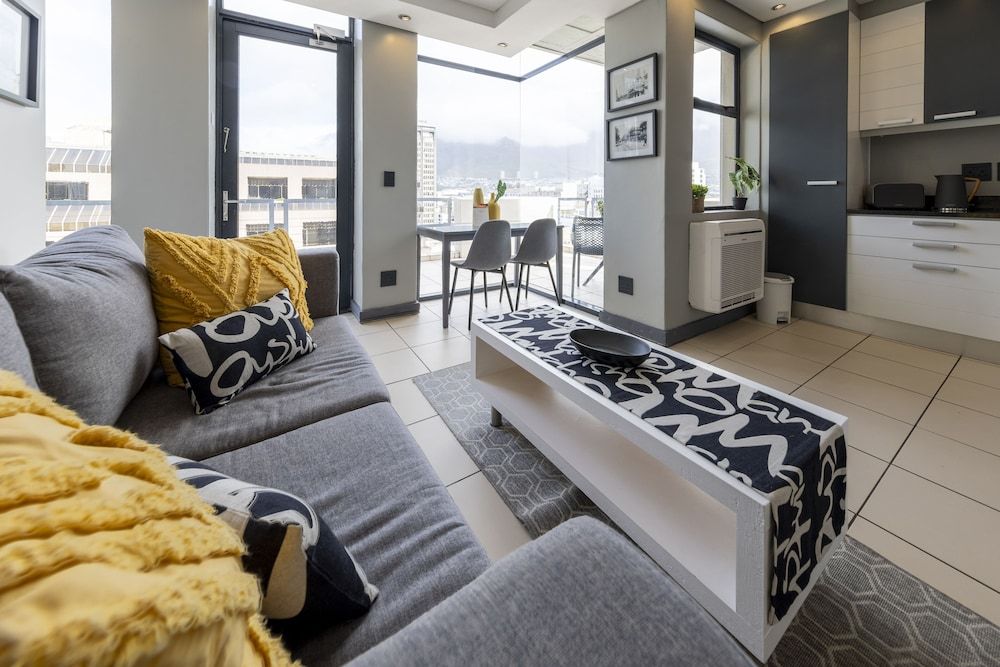 undefined The Decks 1108 6