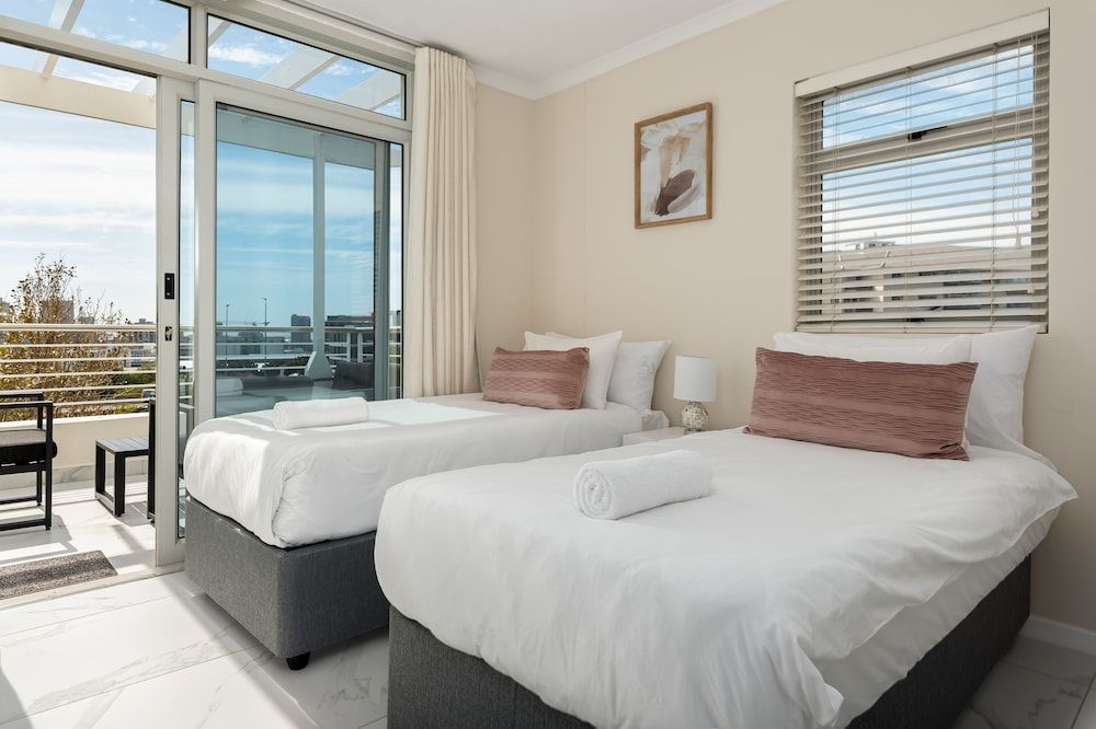 undefined Trinity Gardens 401 10