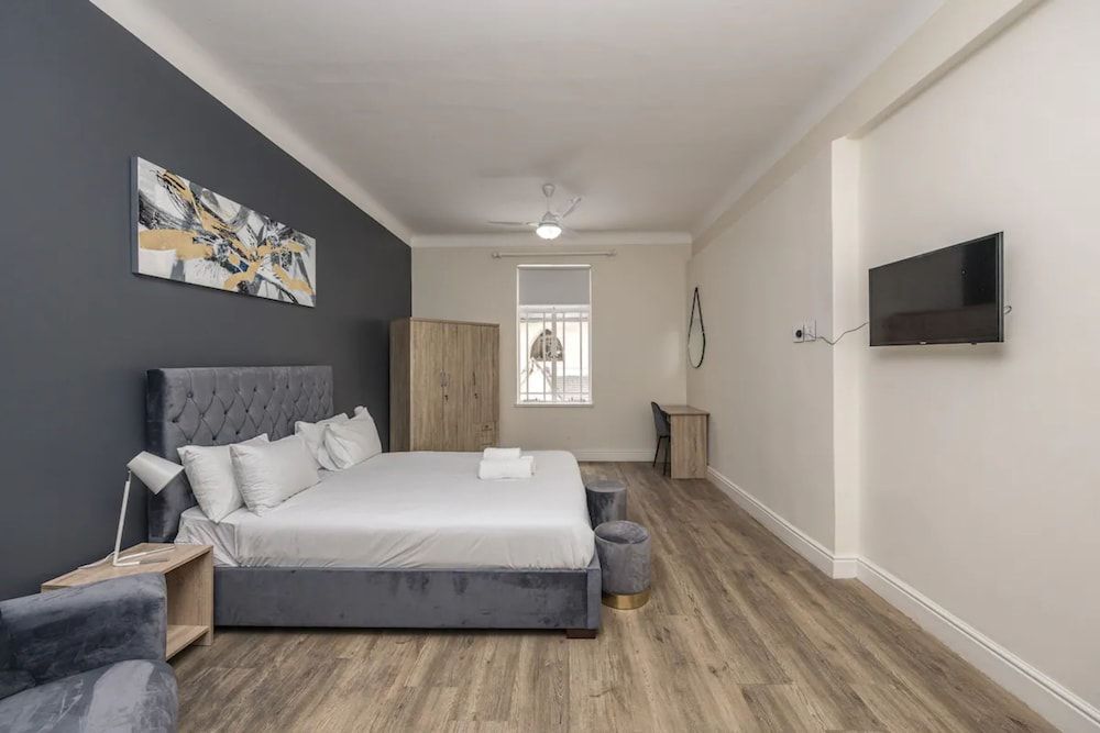 undefined Cape Legacy - Chic and Spacious Studio Suite 7