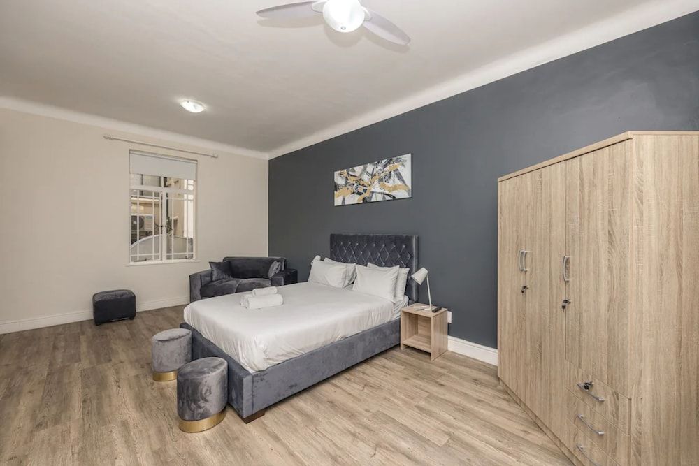 undefined Cape Legacy - Chic and Spacious Studio Suite 3