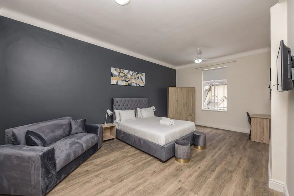 undefined Cape Legacy - Chic and Spacious Studio Suite 6