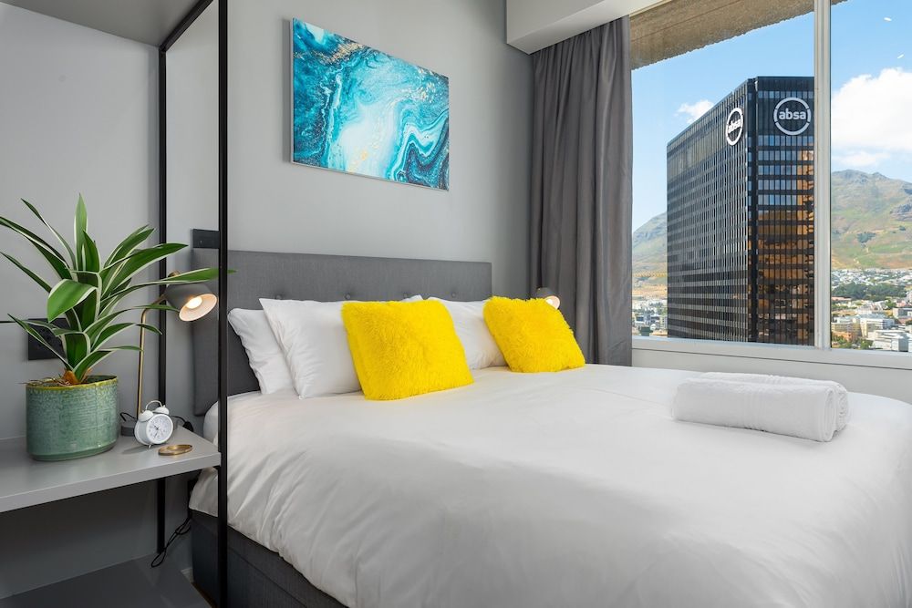 undefined One Thibault 1727 3