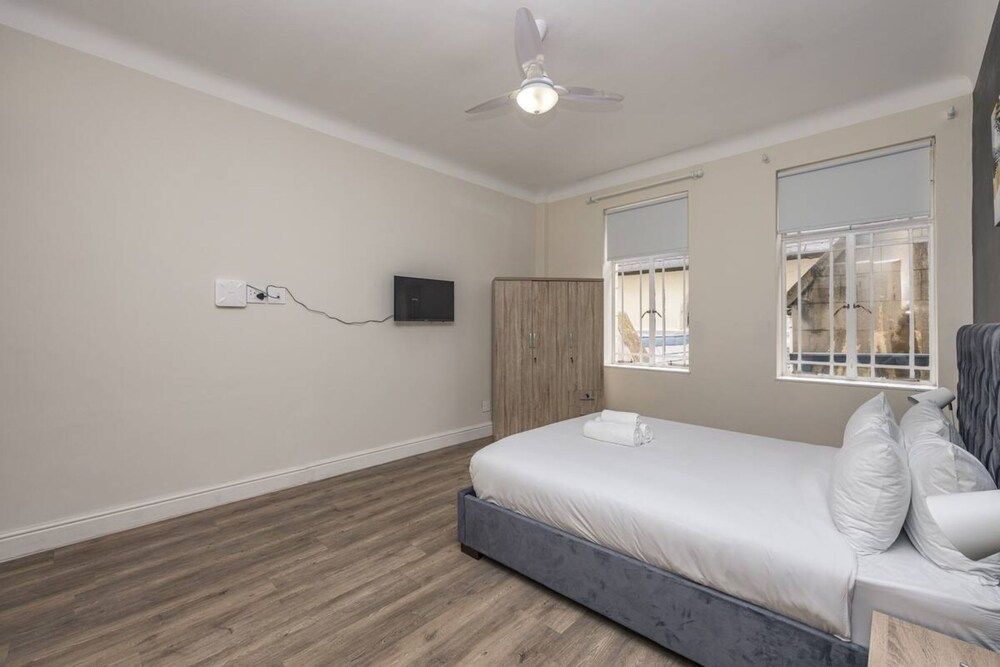 undefined Cape Legacy - Airy Studio Suite 3