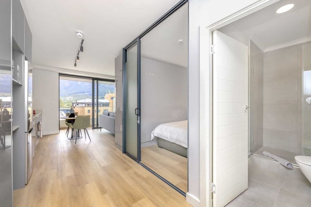 Newlands Peak Aparthotel by Totalstay Superior Apartment, 1 Bedroom, Mountain View 10