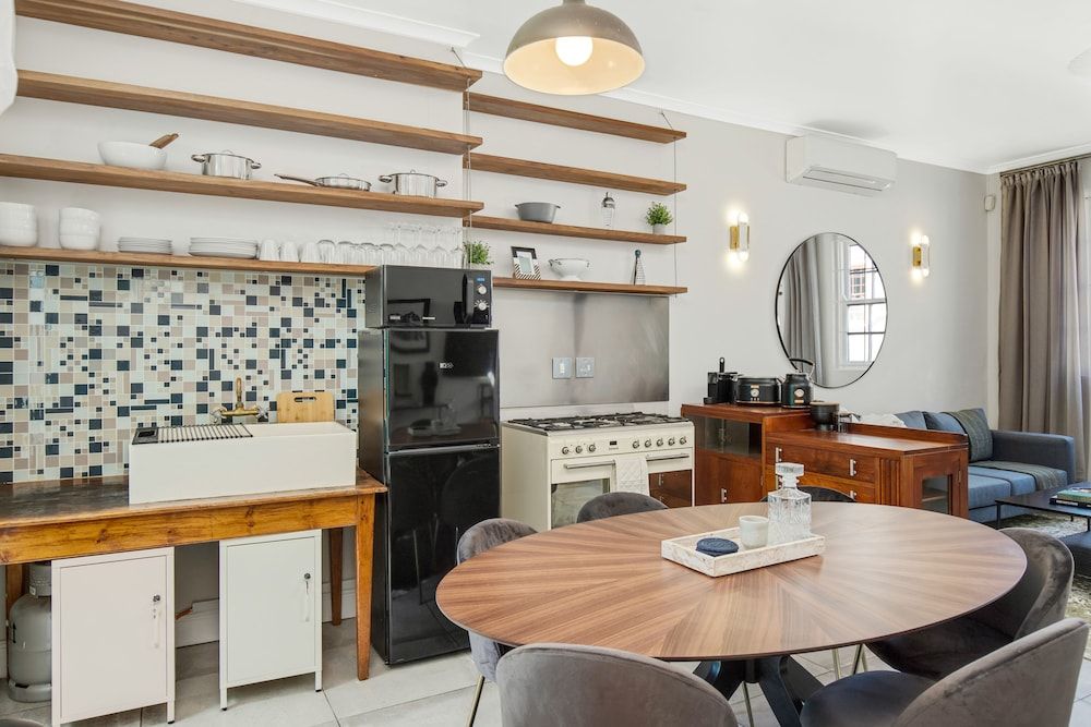 undefined Shortmarket 136 6