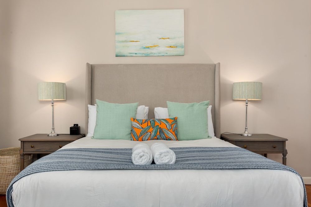 undefined Montreux 19 4