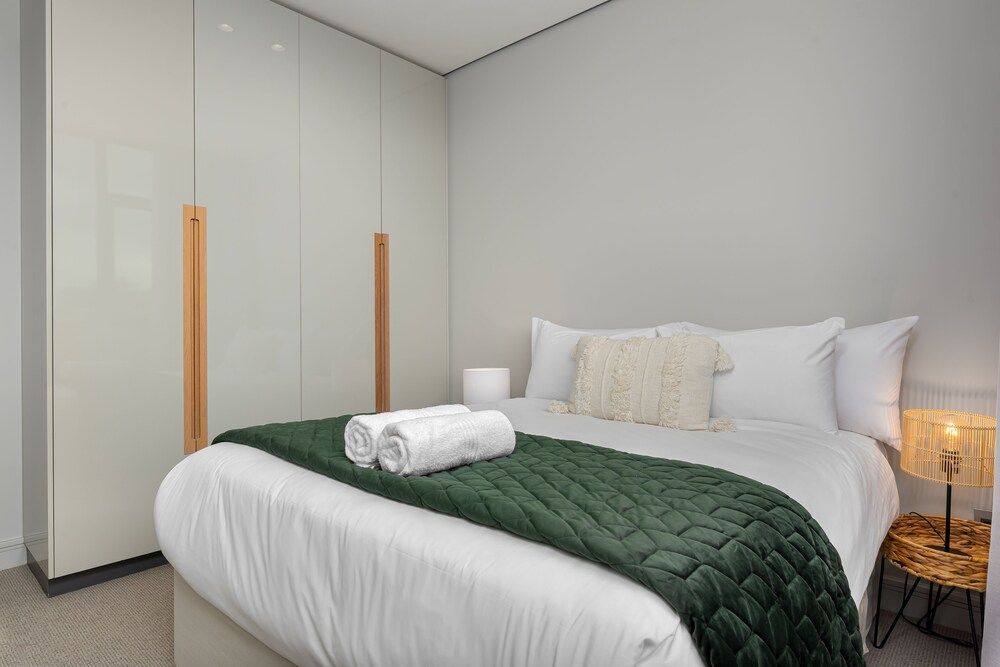 169 on Main 607 Exclusive Apartment 9