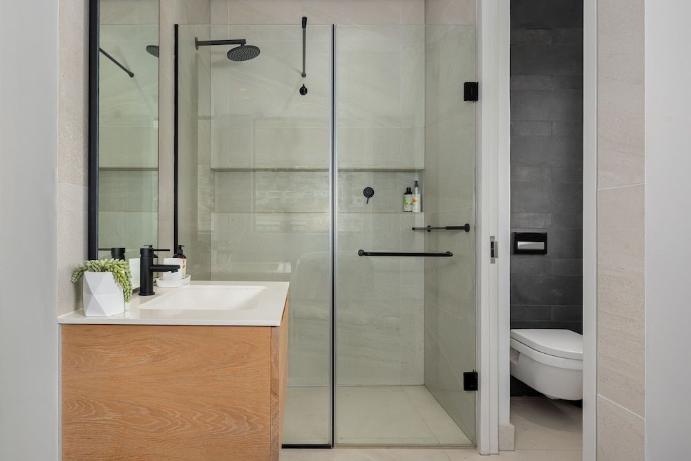 169 on Main 607 Exclusive Apartment 23